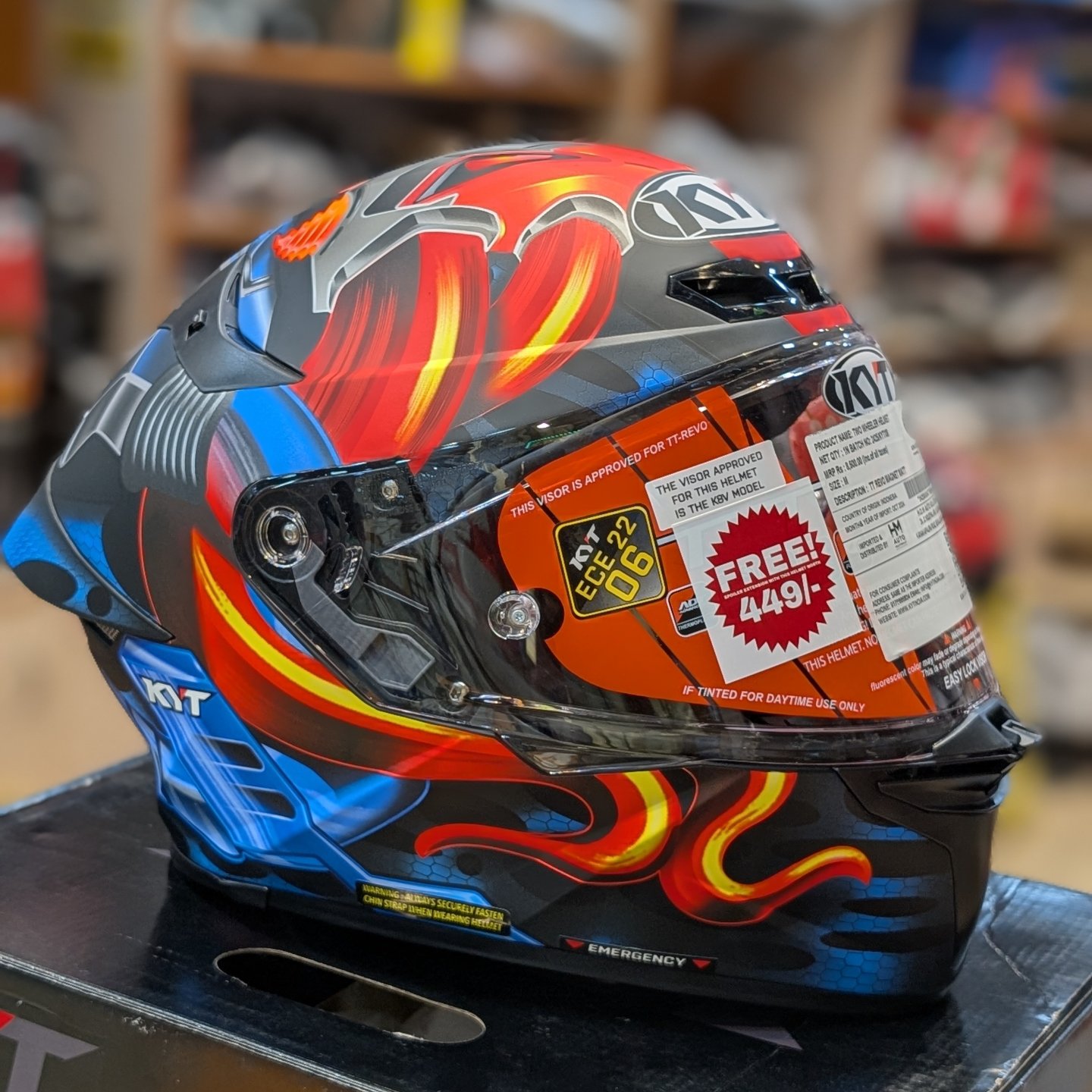 KYT TT COURSE MAGNET HELMET IN STOCK
.
.
.
Shipping Done throughout India
.
.
Price - 8500/-
.
.
Do 