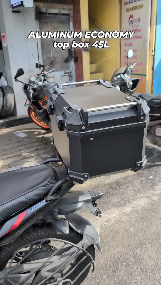 Bajaj Pulsar N150 Came in For Top Box Installation
.
.
.
Shipping Done throughout India
.
Fittings D
