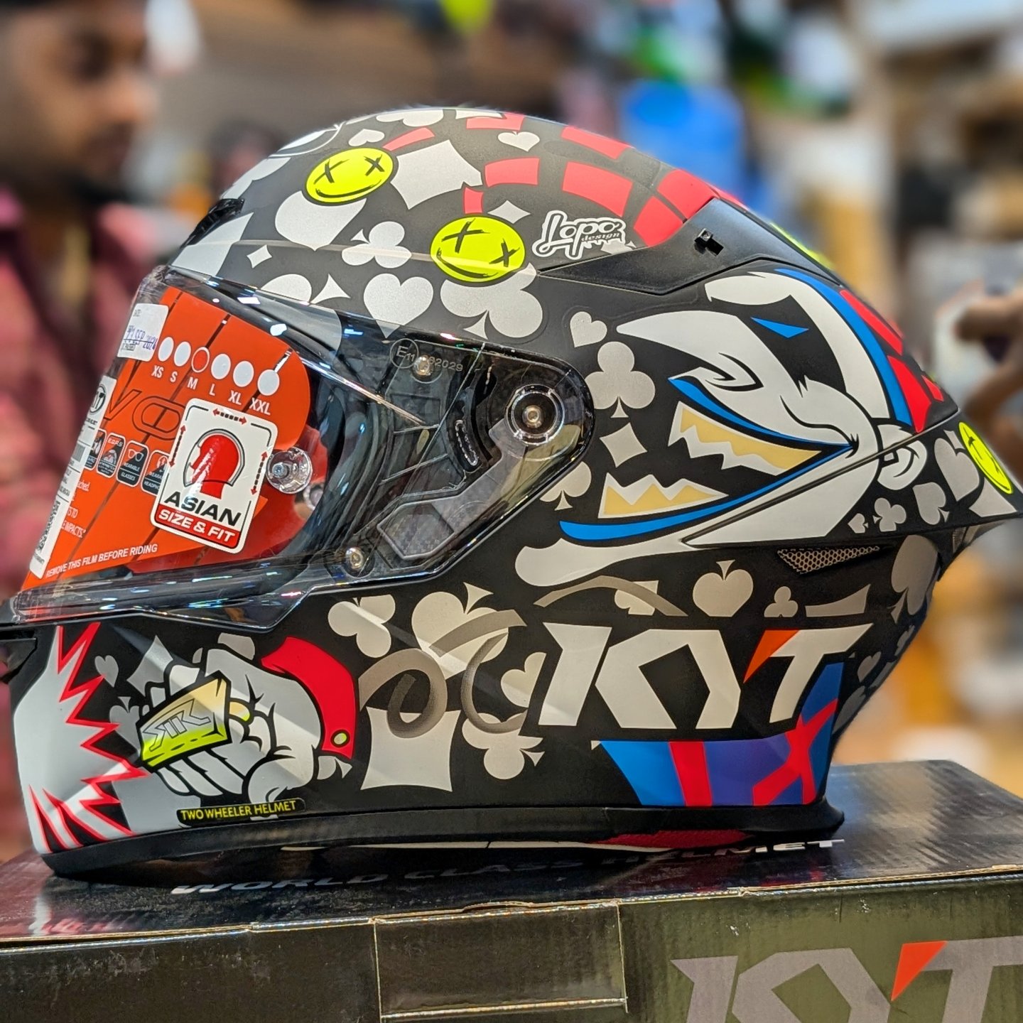 KYT TT COURSE RICCARDO ROSSI REPLICA HELMET IN STOCK
.
.
.
Shipping Done throughout India
.
.
Price 