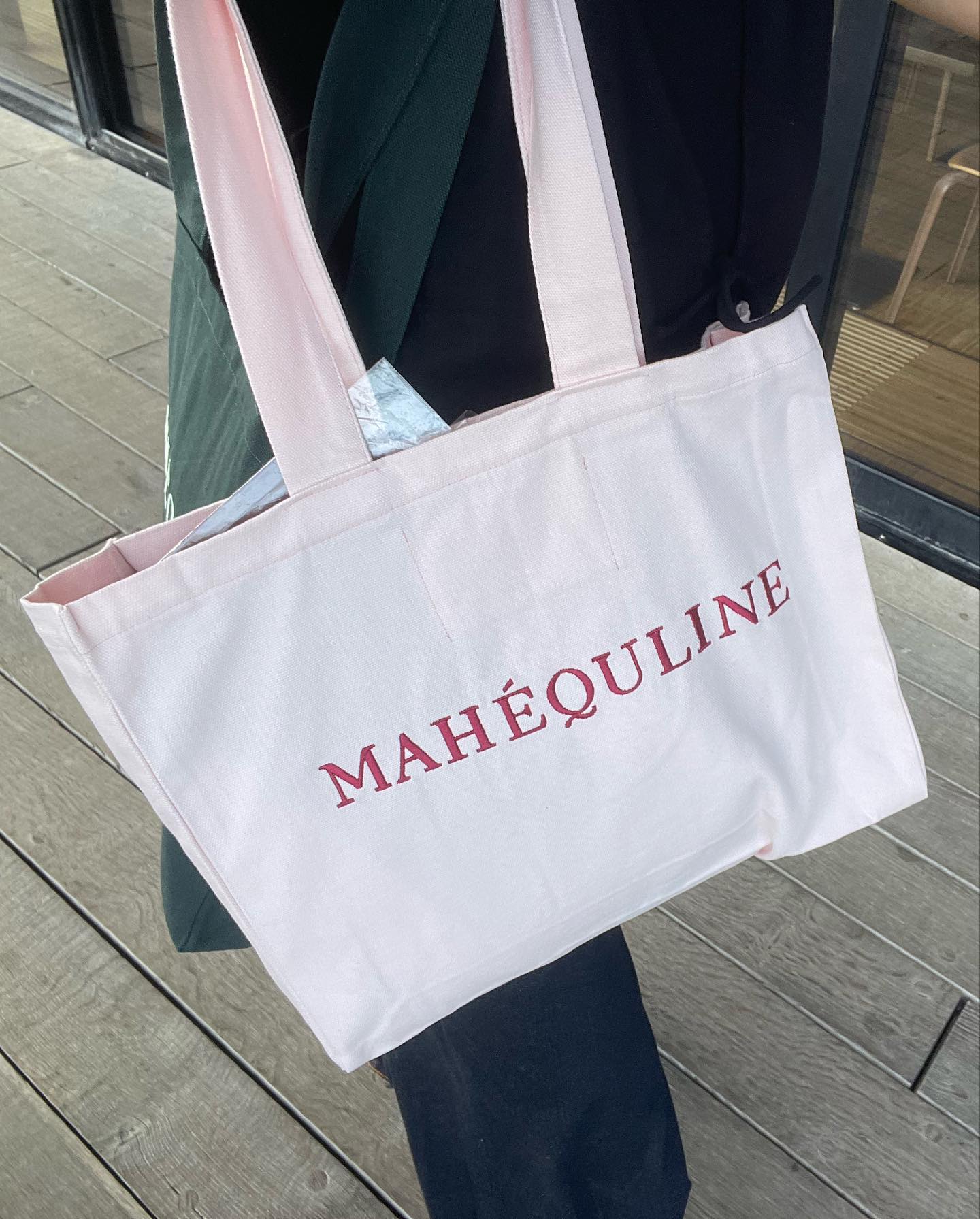 The Iris and Ara totebag ðŸ«µðŸ½ðŸ‘£ðŸ¦ŽðŸª½ðŸŒªï¸ðŸŒªï¸ #mahequline