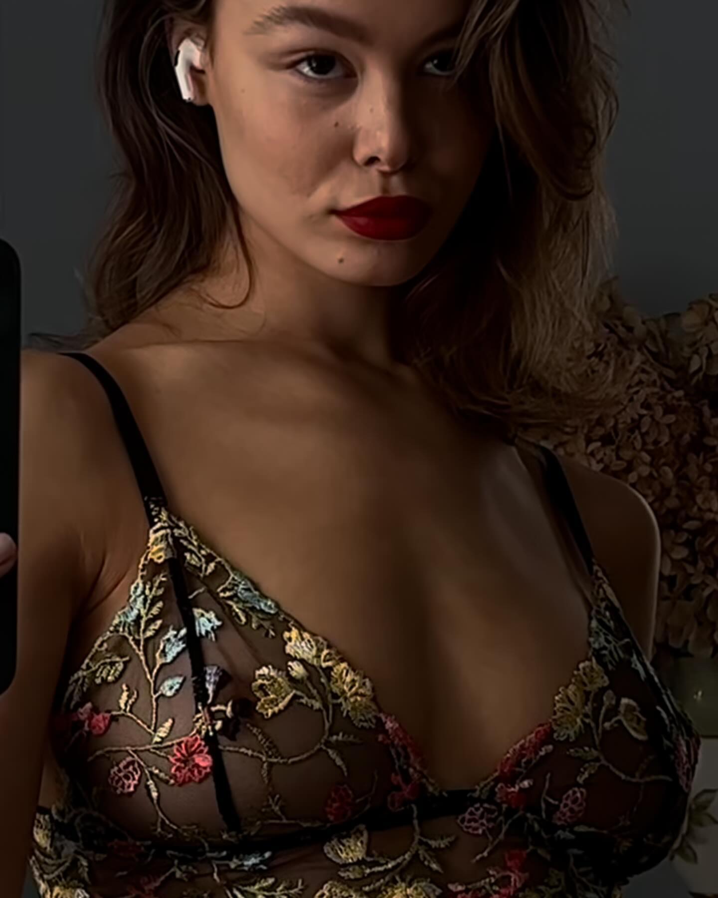 firey monday looks ðŸ’„ðŸ¥€ #mahequline