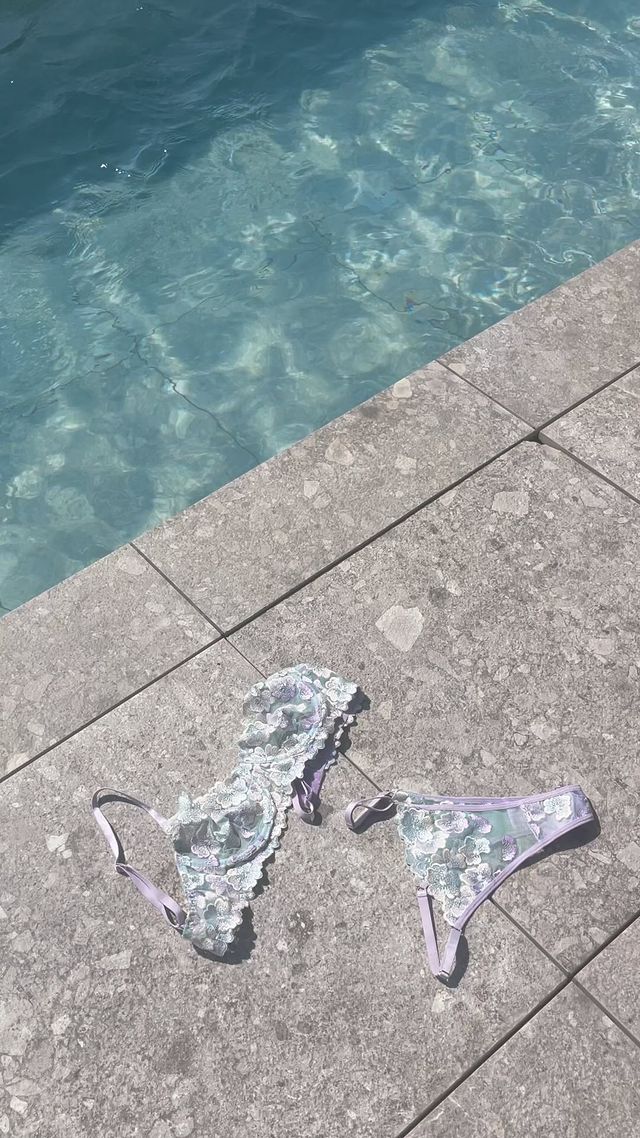 After pool essential set ðŸ©µ