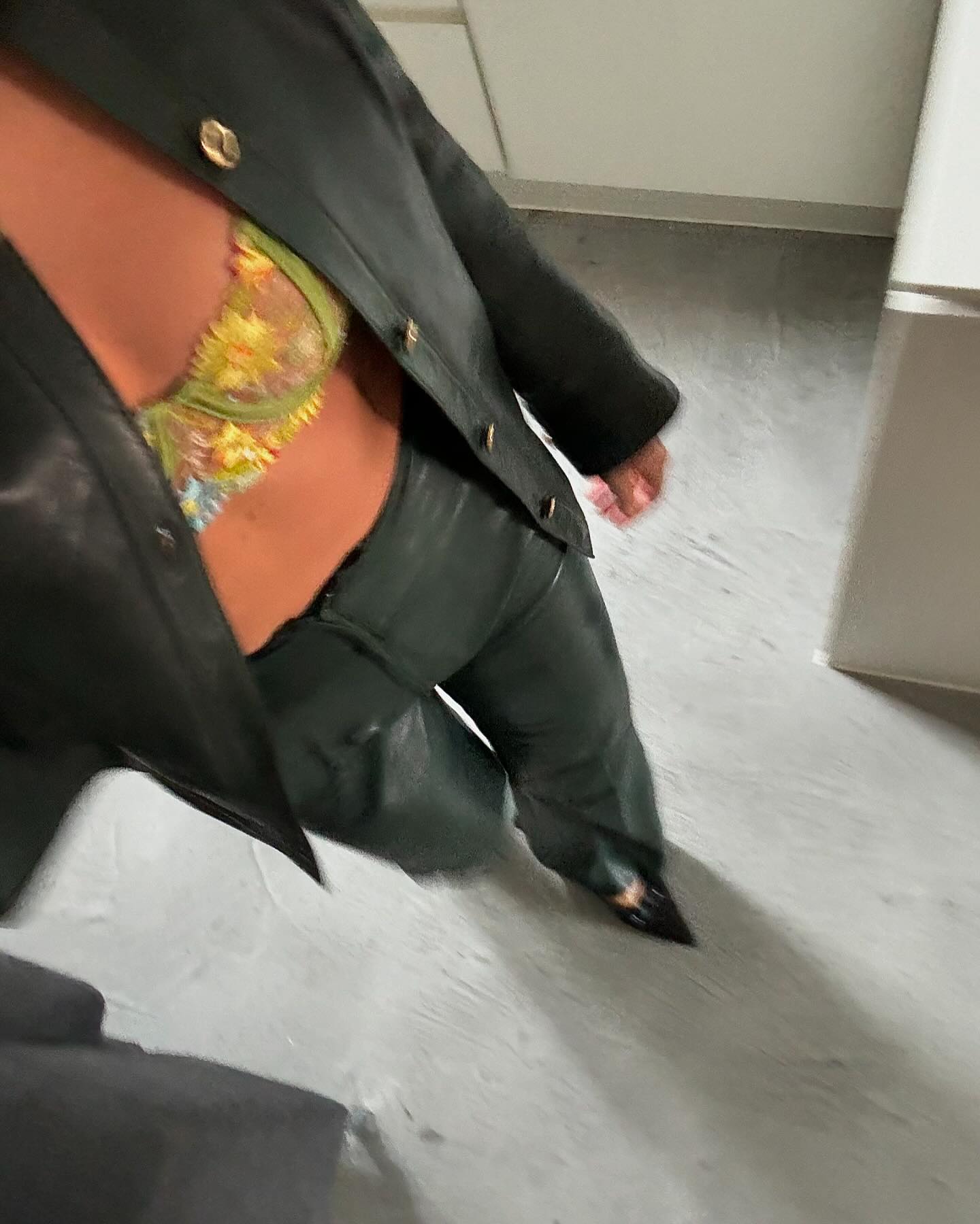 â€œwear an outfit under your outfitâ€ inspo ðŸ©µðŸ«¦ðŸ§–ðŸ¼â€â™€ï¸ðŸ‘œðŸª¼ðŸŒªï¸ðŸ« #mahequlin