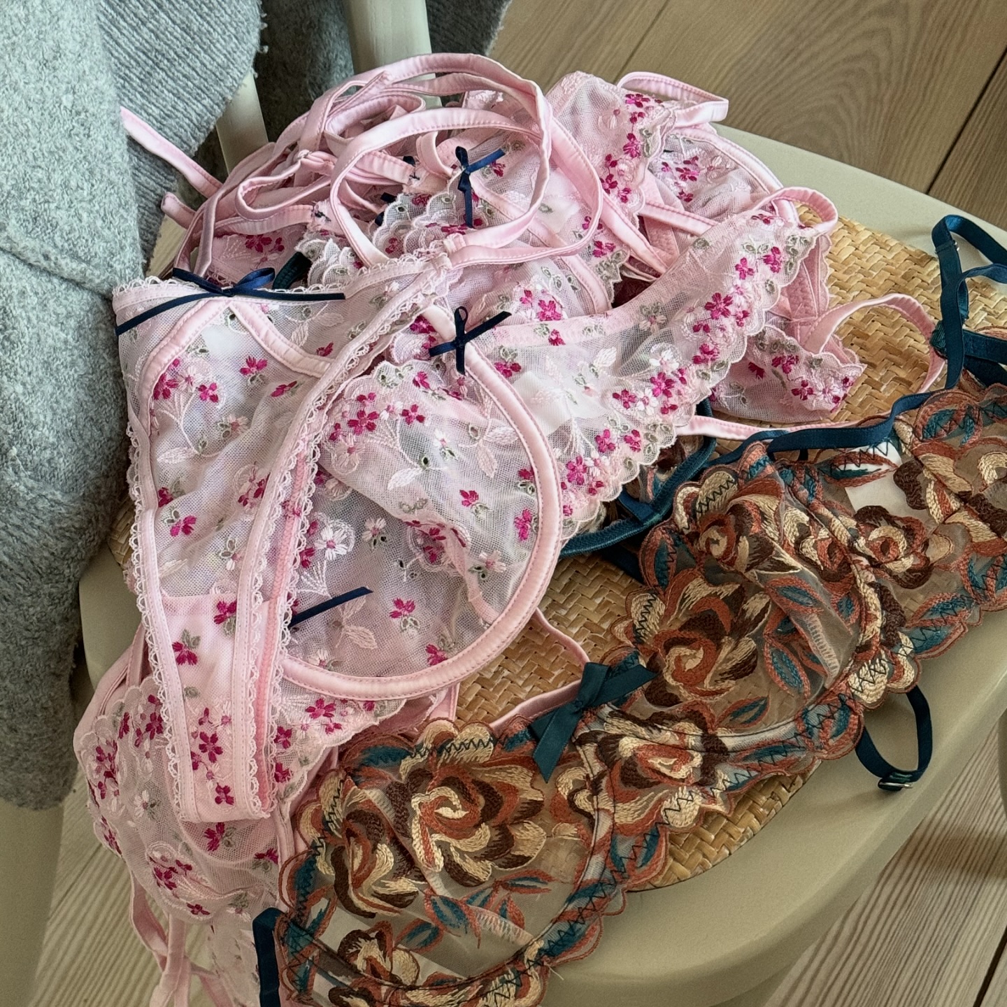 FLORA by Ella ðŸŽ€ðŸŒ¸ðŸŽ€ðŸ’—

The Flora by Ella is a limited design by our brand ambassador at San