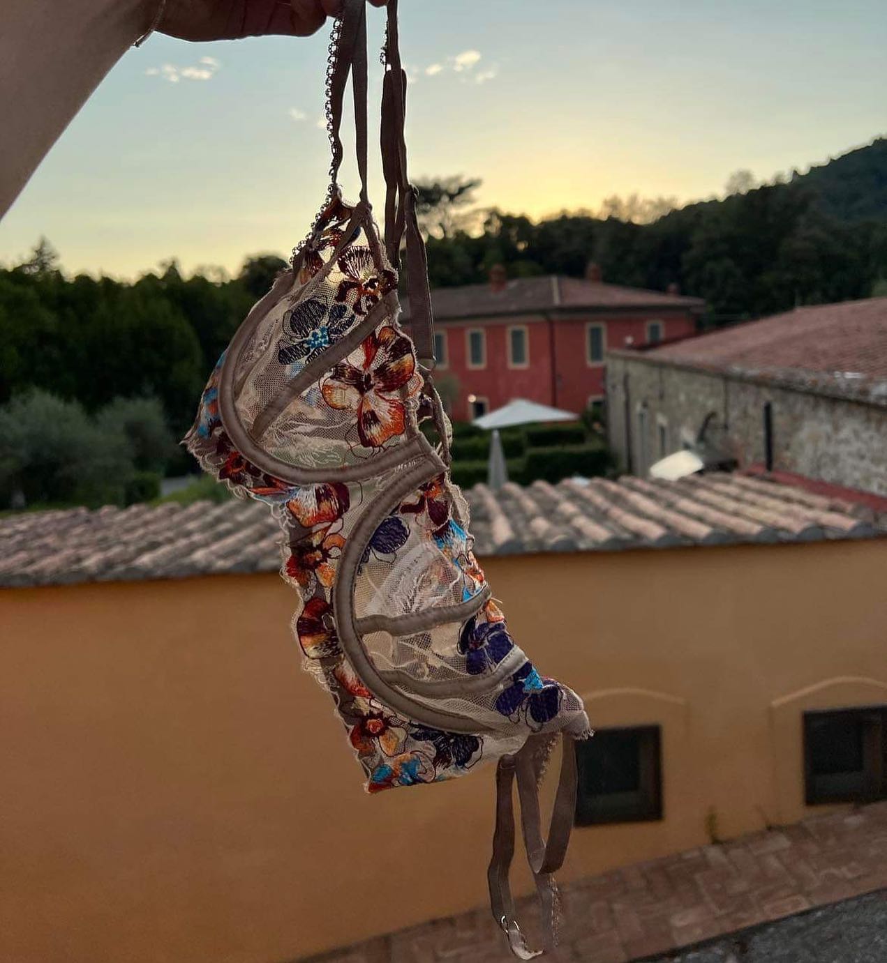 The Lilii Borea Bra ðŸŒ…ðŸ§¡ #mahequline
