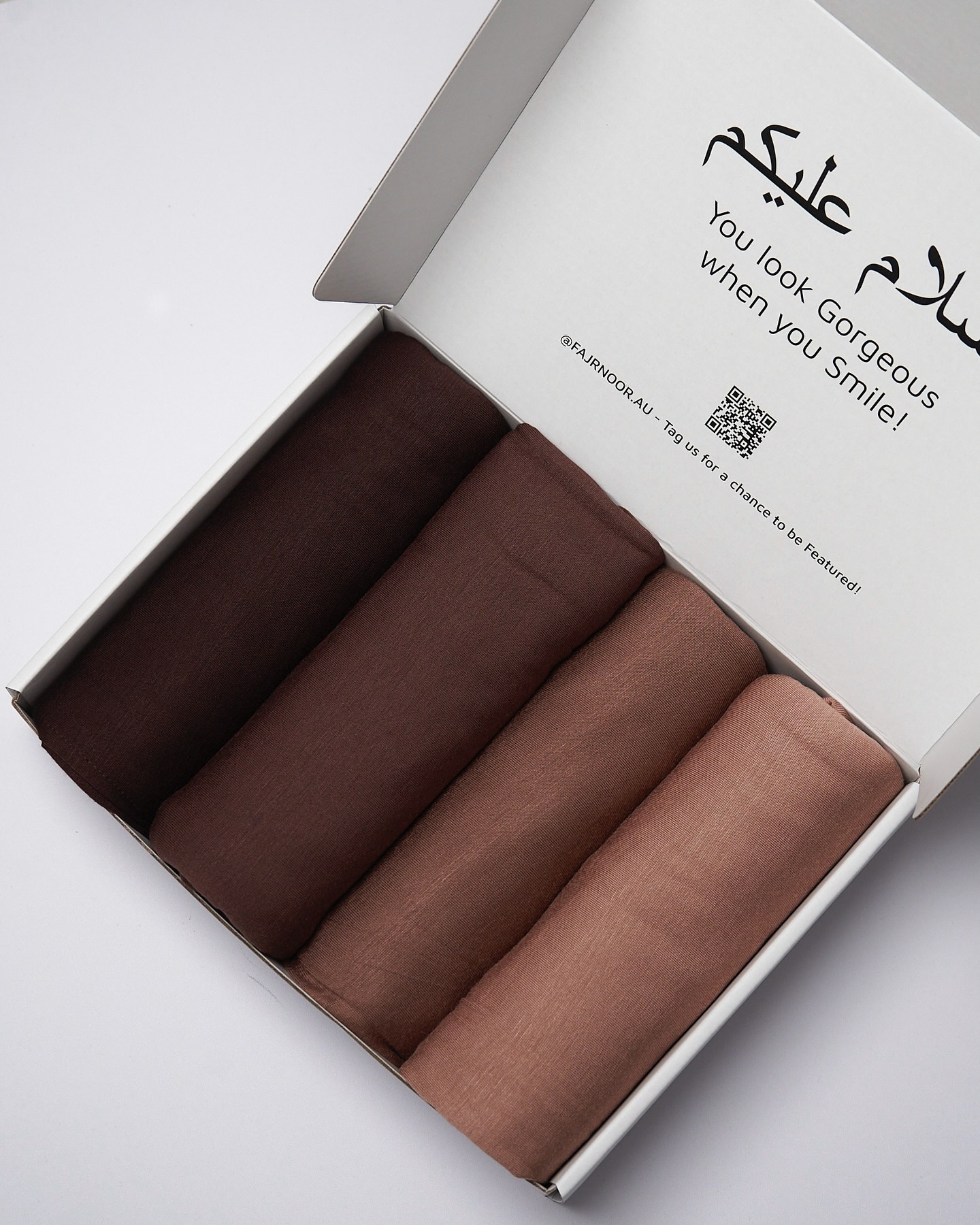 NEW - Jersey Hijab Boxes in 3 Flavours 😍

Shop at fajrnoor.com