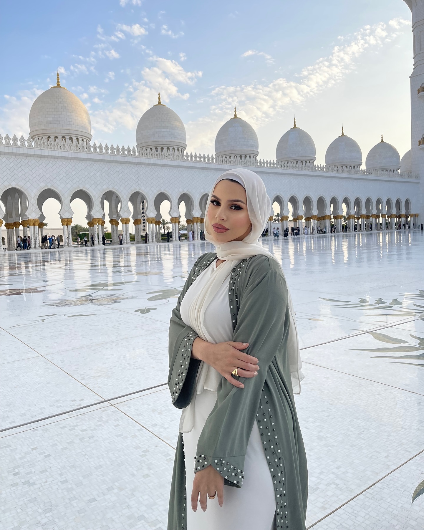 Restocked - Amirah Abaya âœ¨