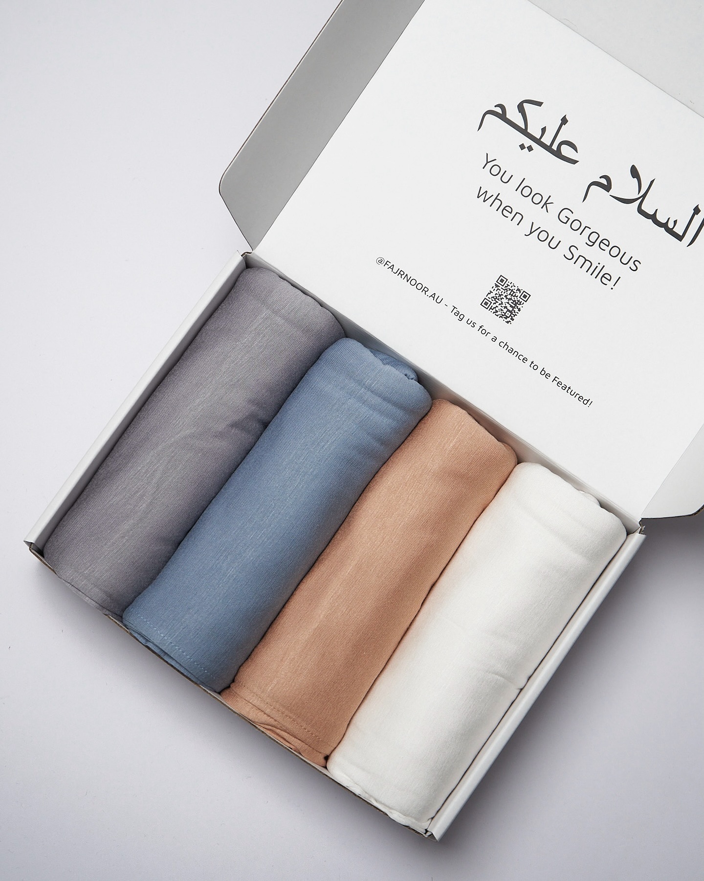 NEW - Jersey Hijab Boxes in 3 Flavours 😍

Shop at fajrnoor.com