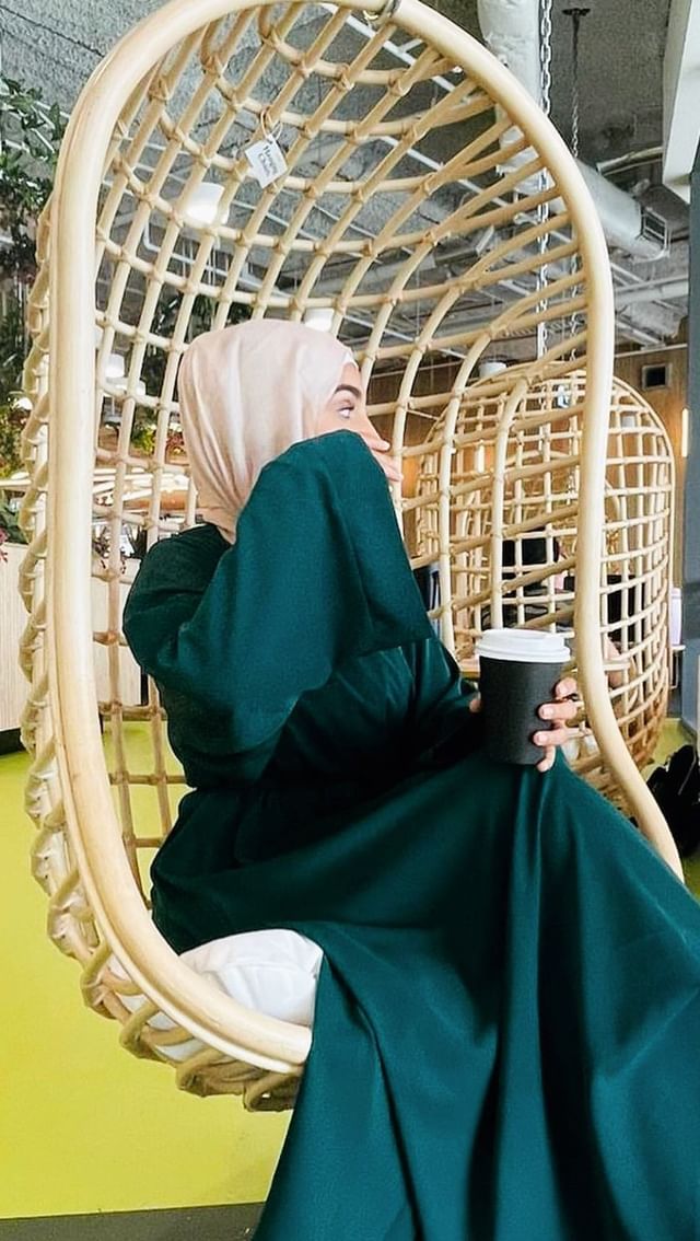 Elegant and Modest Khadijah Abayas in 11 Colours #abayas #modestfashion