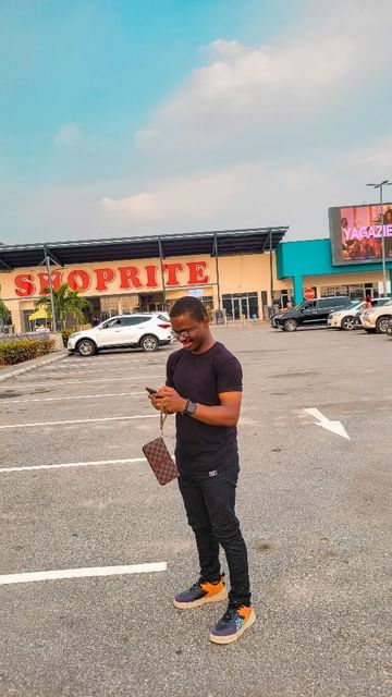 If you saw someone that looked like me recently in Lagos, my people, it was probably me because 😅..