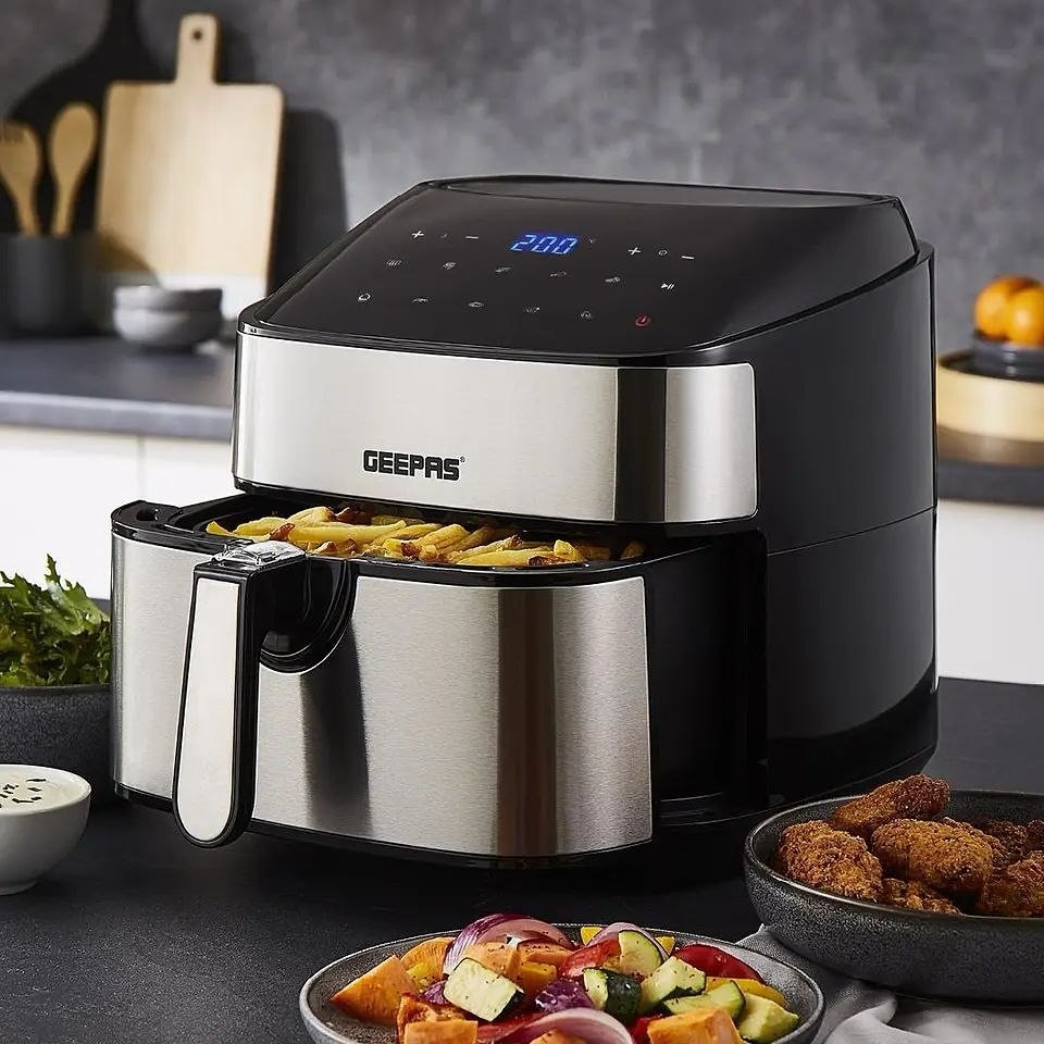 Découvrez la friteuse à air Geepas Vortex sur Nareshop.store, pour des repas croustillants, sains et