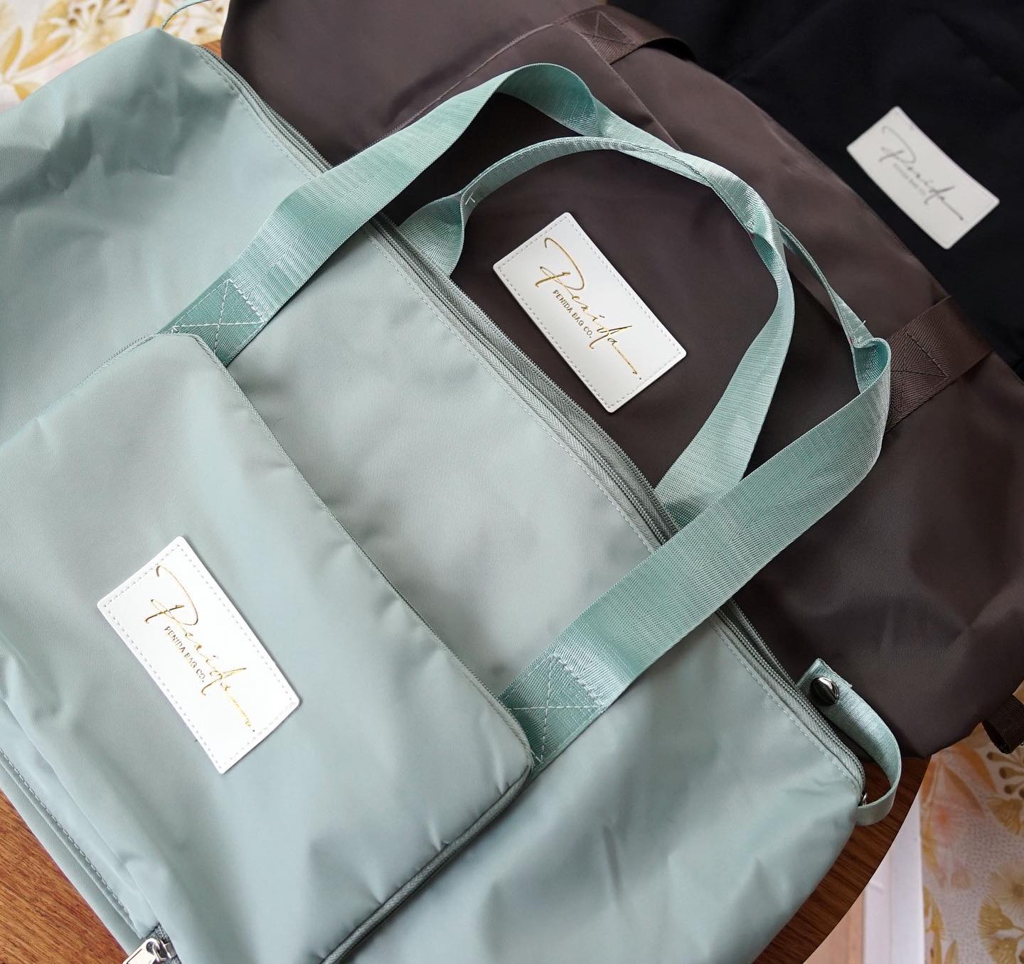 Three new colours to choose from. 

SHOP LINK IN BIO ✈️ 

#travel #overnightbag #carryonbag #carryon