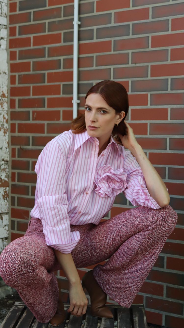 🤍 BOSCANA liebt Blusen 🤍 Das wisst ihr ja auch - hier unsere wunderschöne neue Bluse mit 🌸 

Unse