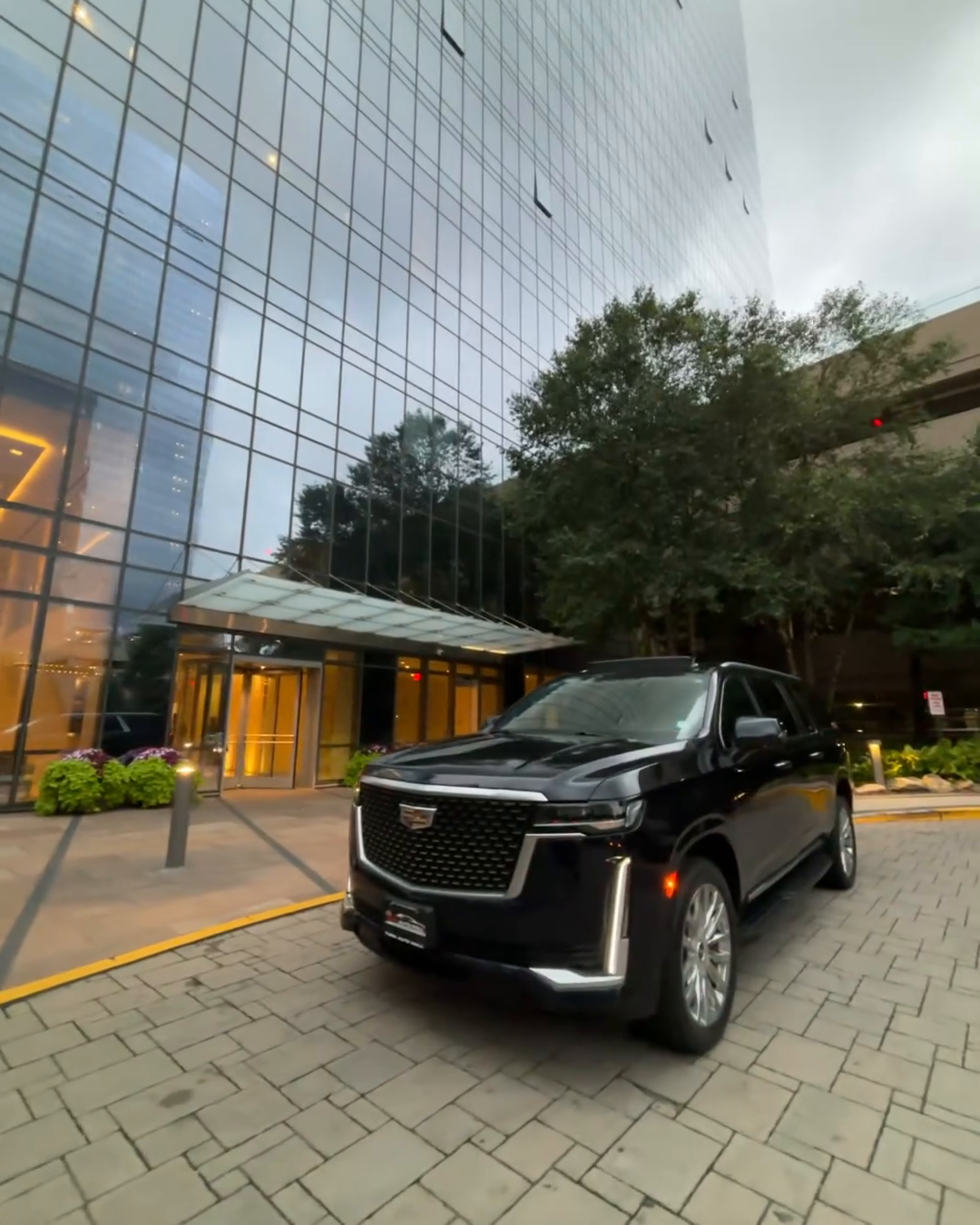 New beginnings in motion, my new Escalade ESV is looking shiny. Newest cop, what do you guys think? 