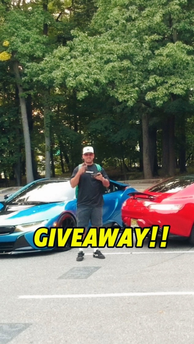 The winner for the giveaway is vidal_mp11 who was no. 8 to drop their shoe size! 👟 Let’s go! 🔗 Lin