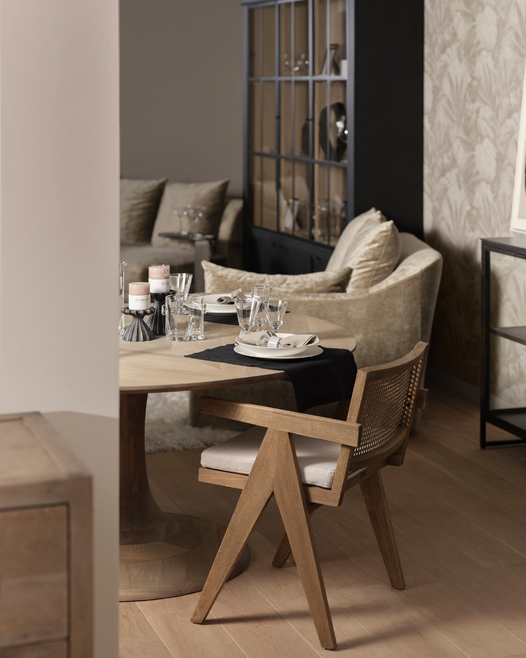 The BRUNO chair is an all-time classic in our collection. Its clean lines and natural textures make 
