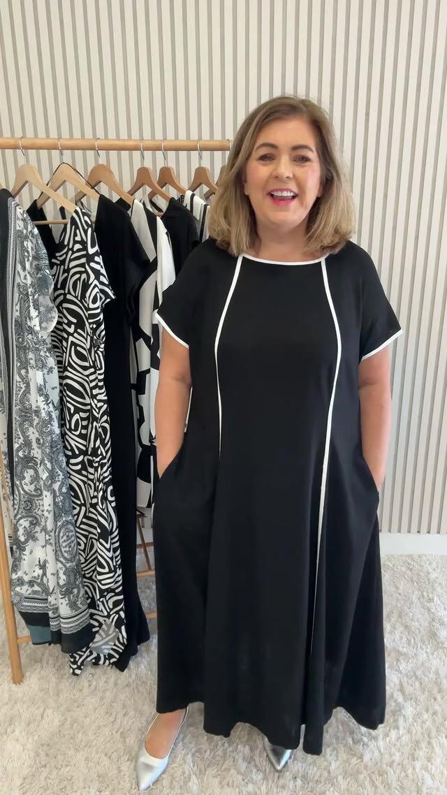 If you have an occasion coming up - THIS IS FOR YOU! 😍 🖤
Like Share & tag your friends to be in wi