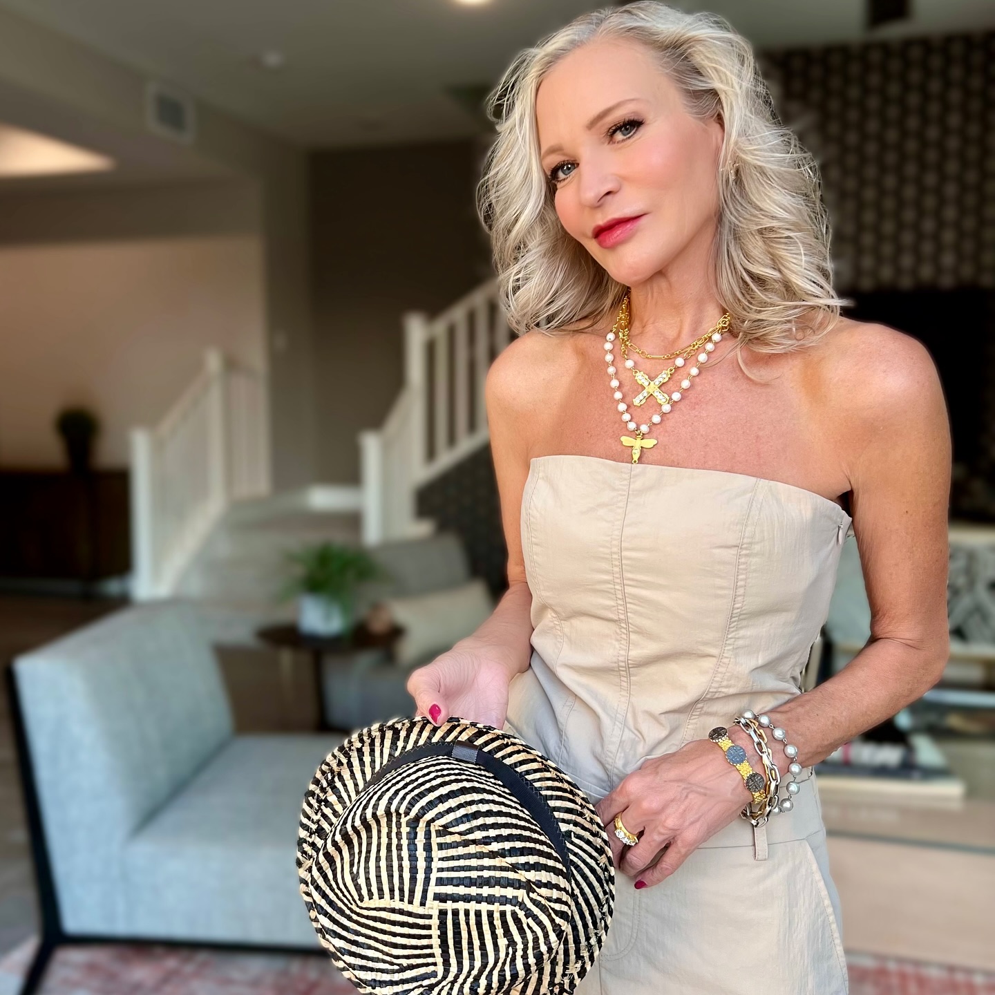 ✨ moreturquoise did it again! 😍\n\nJamie is sparkling again in her Angelique pearl necklace, the pe