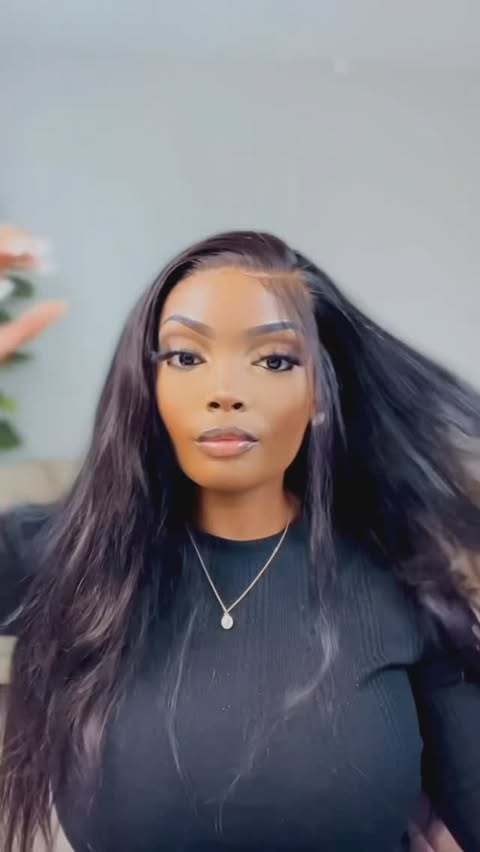 Part Switch up 😍🔥 #Hershe \n\nShop Now using code: KIA10IGHS for discount! \n\n#wig #Hair #longhai