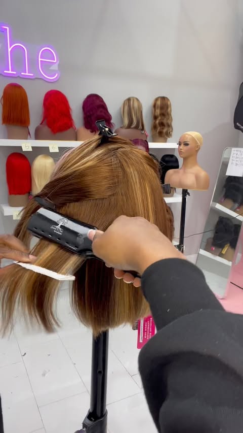 Verified Human Hair 😍 Can use High Heat on all of our wigs! \n\nBe sure to click the link in bio to