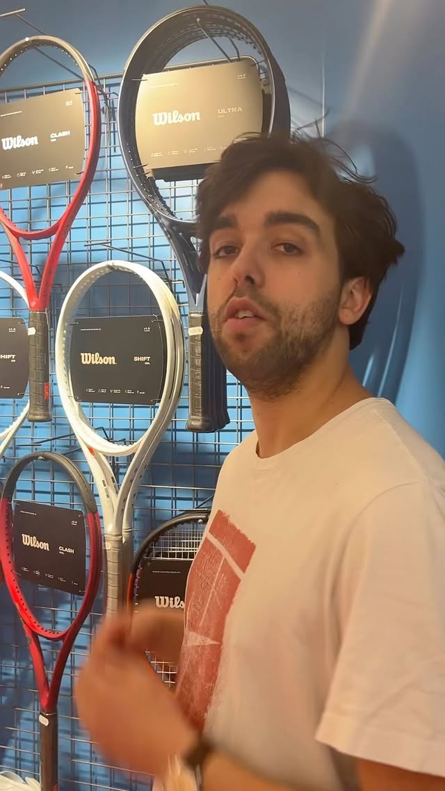LA GAMME WILSON ðŸ¤©

Aujourdâ€™hui Jules notre expert Goatt te prÃ©sente toute la gamme Wilson ! ðŸ