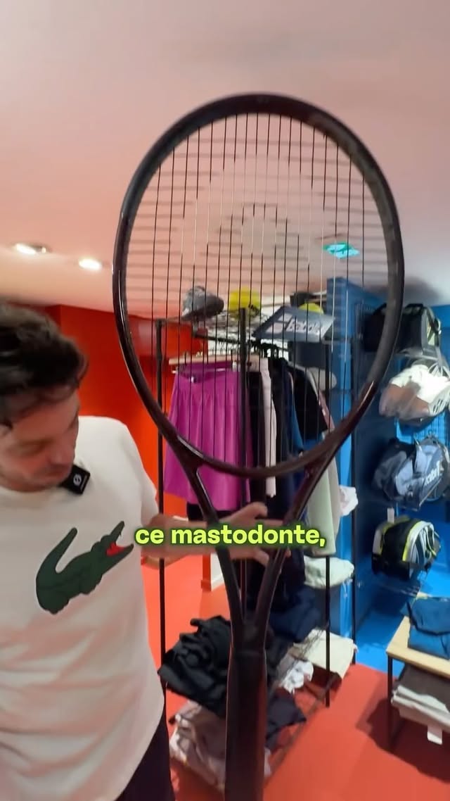 Yohann te prÃ©sente la raquette la plus petite et la plus grande du magasin ðŸ˜®

Si tu veux les dÃ©