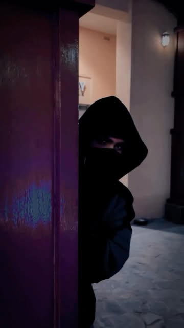Even the thief knows whats more valuable👀💀\n\n#thiefstory #dubaiabaya #moroccanabaya #viralreels