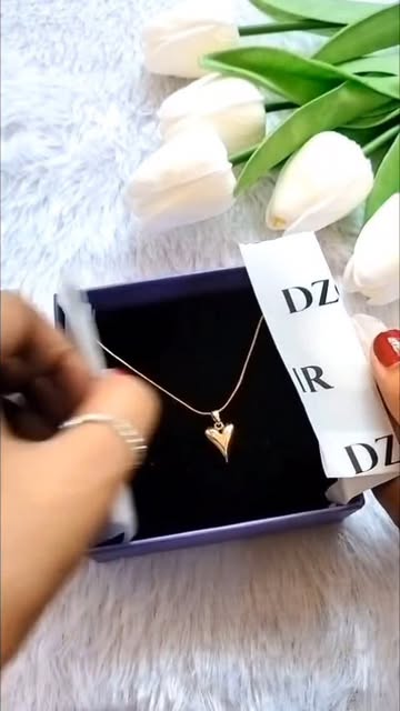Discovered a beautiful elegant jewellery from dzoir \n\nJust go and check out the 🖇️in bio\n.\n.\n#