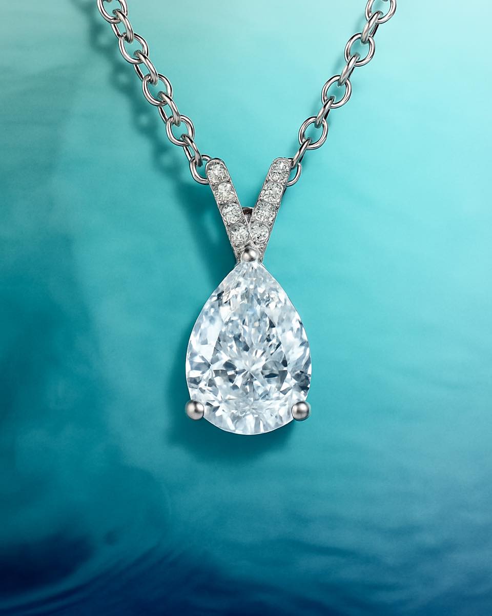 Inspired by timeless elegance, this necklace is adorned with precisely cut moissanites that reflect 