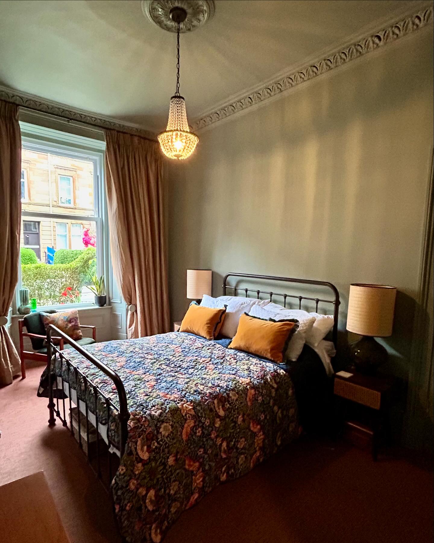 THE BEDROOM IS FINALLY COMPLETE ðŸŽ‰!

We decided to colour drench the room in farrowandball Pigeon 