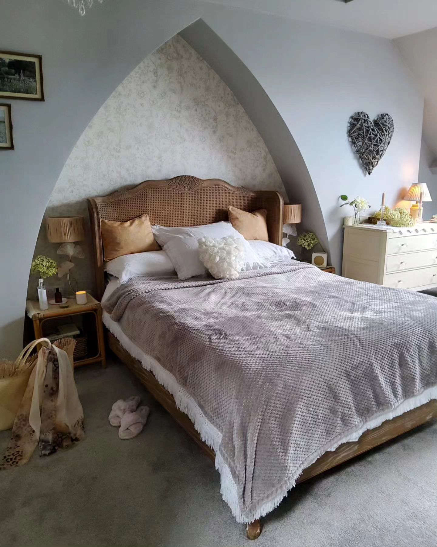 A few recent bedroom stills ?? My calming place to unwind at the end of the day, that's how I wanted