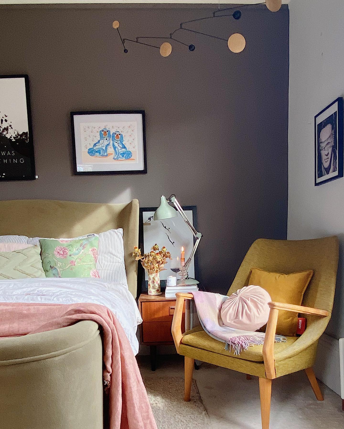 Cosy November vibes - and also new houseandhomemagazine issue alert ðŸŽ„ðŸš¨ . So now we are into No