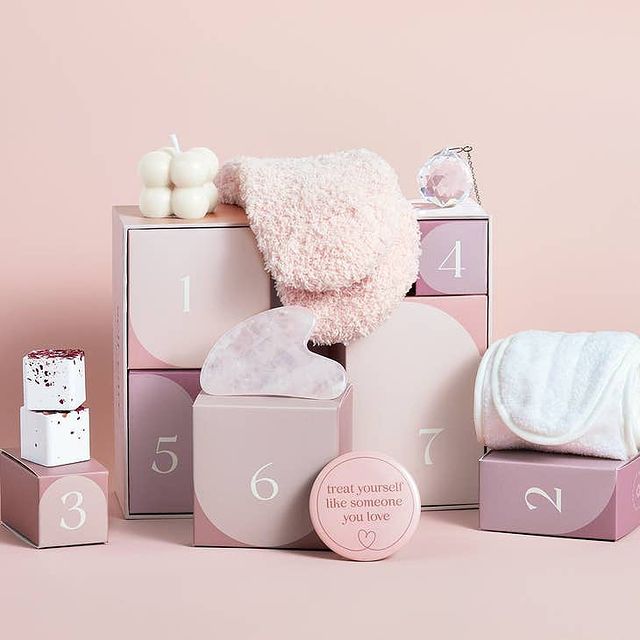 ✨It’s not too late to get your Self Care Advent Calendar!✨

This item includes seven days of self ca