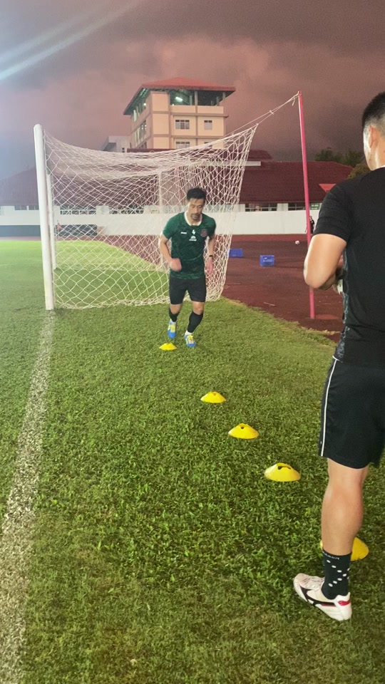 get more strong #YASUDA #👟 #LigarestaPro #performance #football #tratfc #thailand #サッカー #サッカーシューズ #