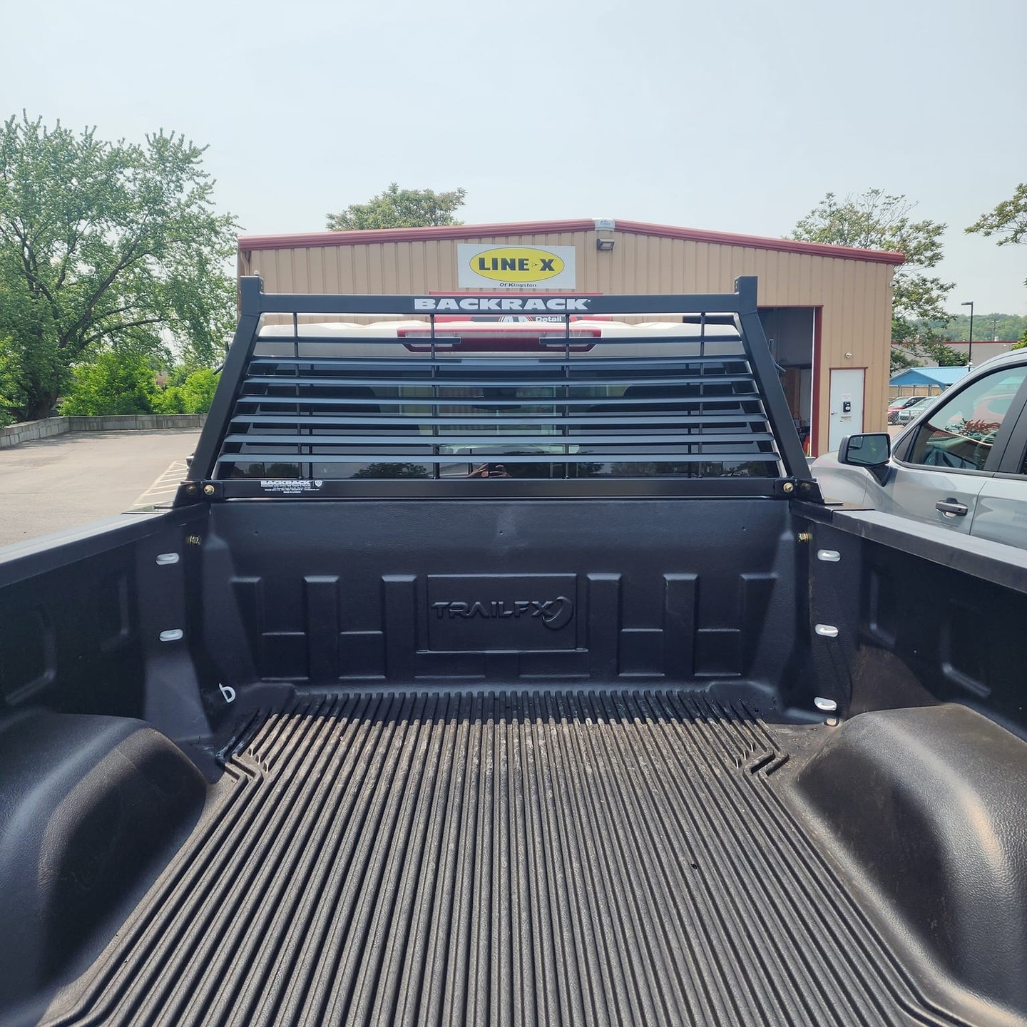 Chevrolet Silverado with #TrailFX bed liner
📷: Line-X of Kingston
#kingston #pennsylvania #shoploca