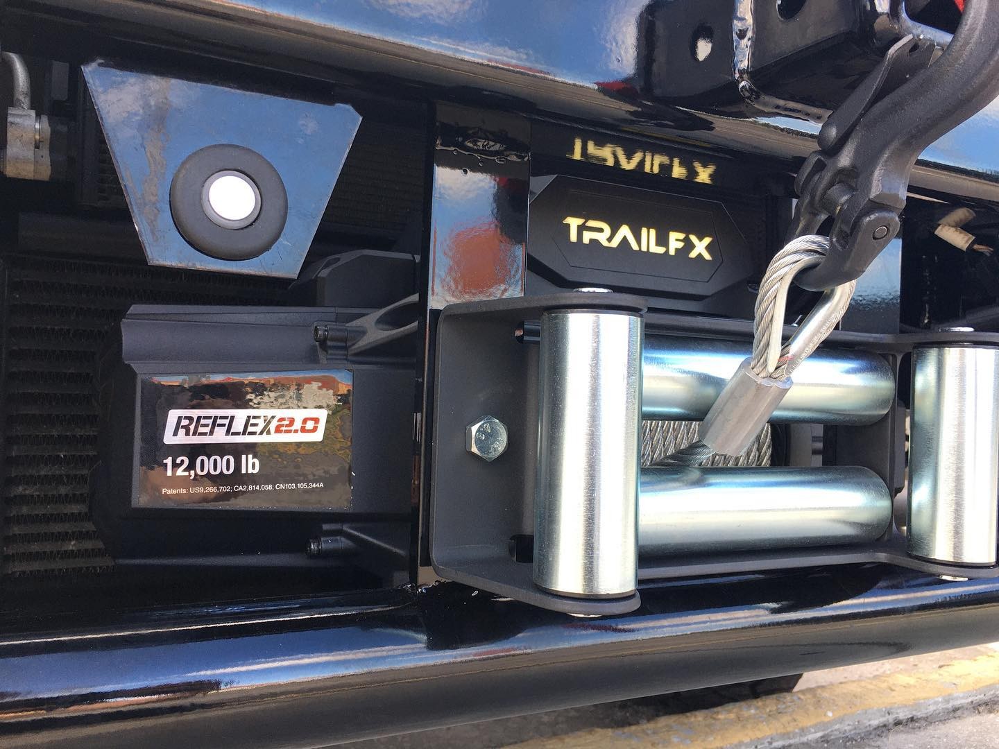 Ram 2500 with #TrailFX Reflex 2.0 Winch
ðŸ“·: @topshoptruckaccessories 
#palmettoflorida #shoplocal 