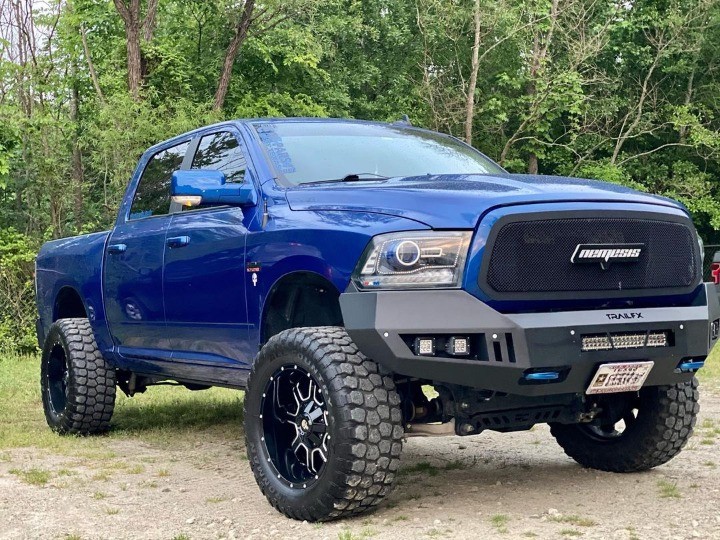 ðŸ“¸: @nemesis_metx 

Ram 1500 with Trailfx front bumper ðŸ”¥

#trailfx #frontendfriday #frontbumper