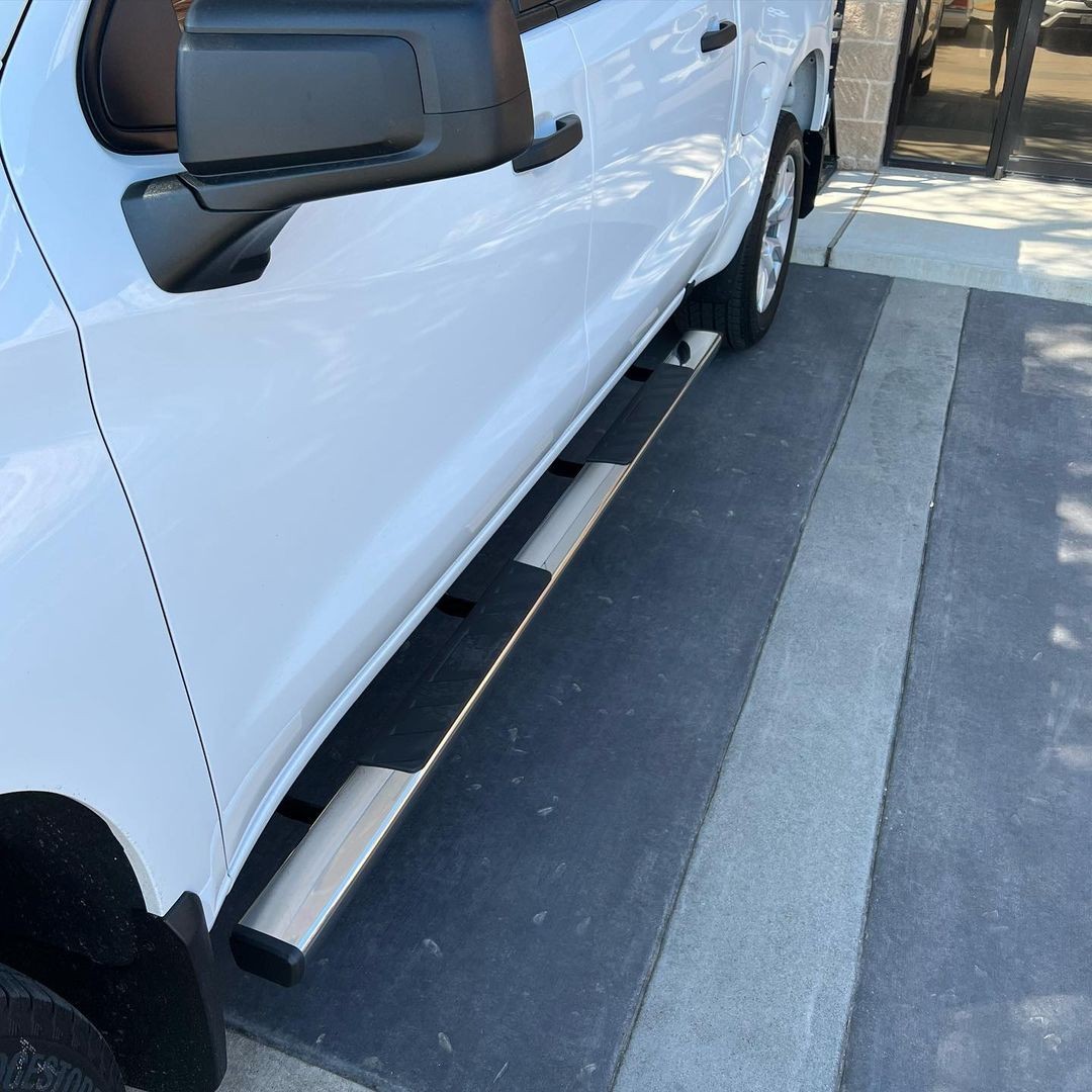 Silverado with #TrailFX trapezoid step bars ðŸ”¥
ðŸ“·: @north.texas.truck.accessories 
#lewisvilletx