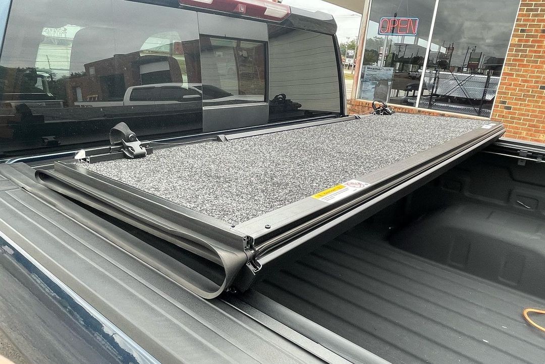 Repost: @truckstuff2882 

TrailFX Premium Flush Tonneau Cover featured on the 2019 Chevrolet Silvera