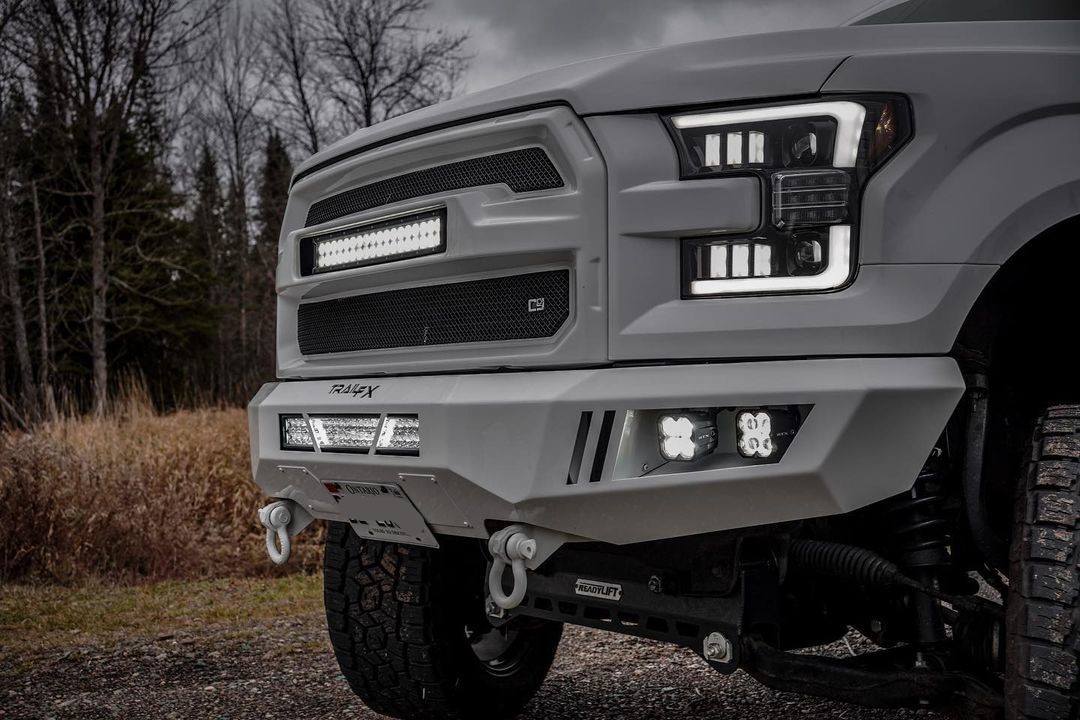Repost: @oxwhite2.7 

F150 with TrailFX color-matched bumper ðŸ”¥ðŸ”¥ðŸ”¥

#trailfx #f150 #ford #fro