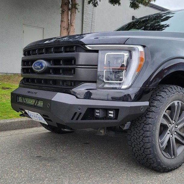 Ford F-150 with #TrailFX front bumper
ðŸ“·: @showcase_truck_accessories 
#langley #britishcolumbia #