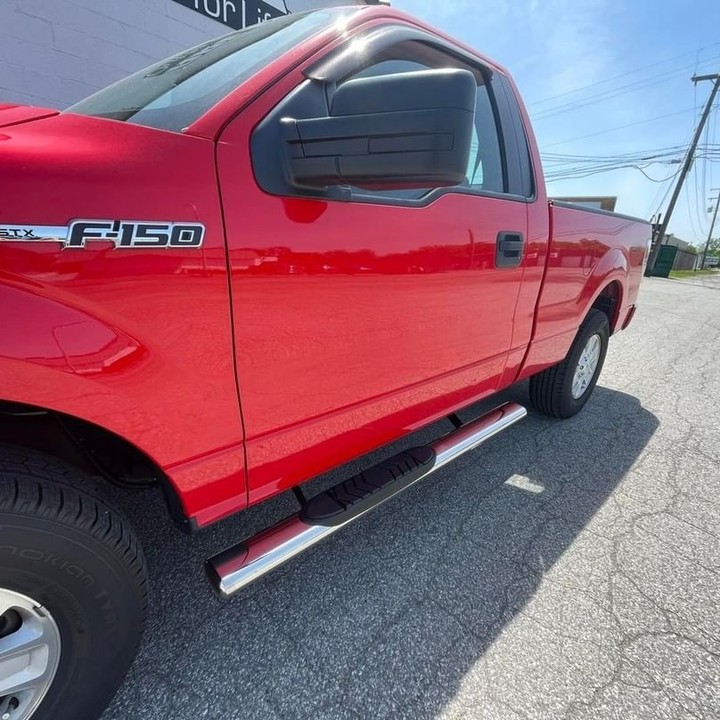 Ford F150 looking great with #TrailFX step bars ðŸ§¨
ðŸ“·: @midwesttruckacc 
#michigan #shoplocal #f