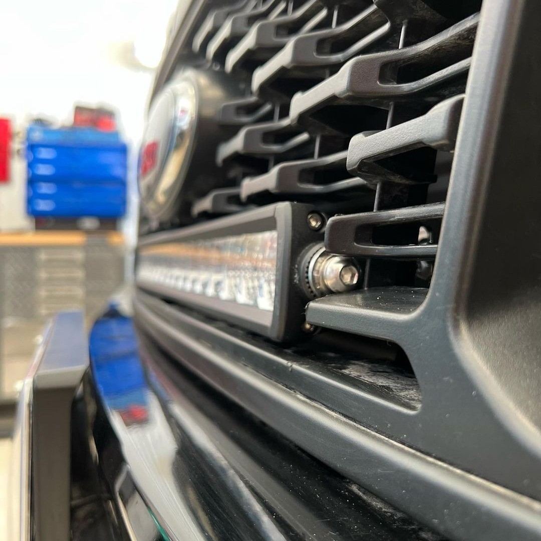 Ford Ranger with #TrailFX 20" LED light bar ðŸ’¡
ðŸ“·: @innovativemobile 
#timminsontario #canada #s