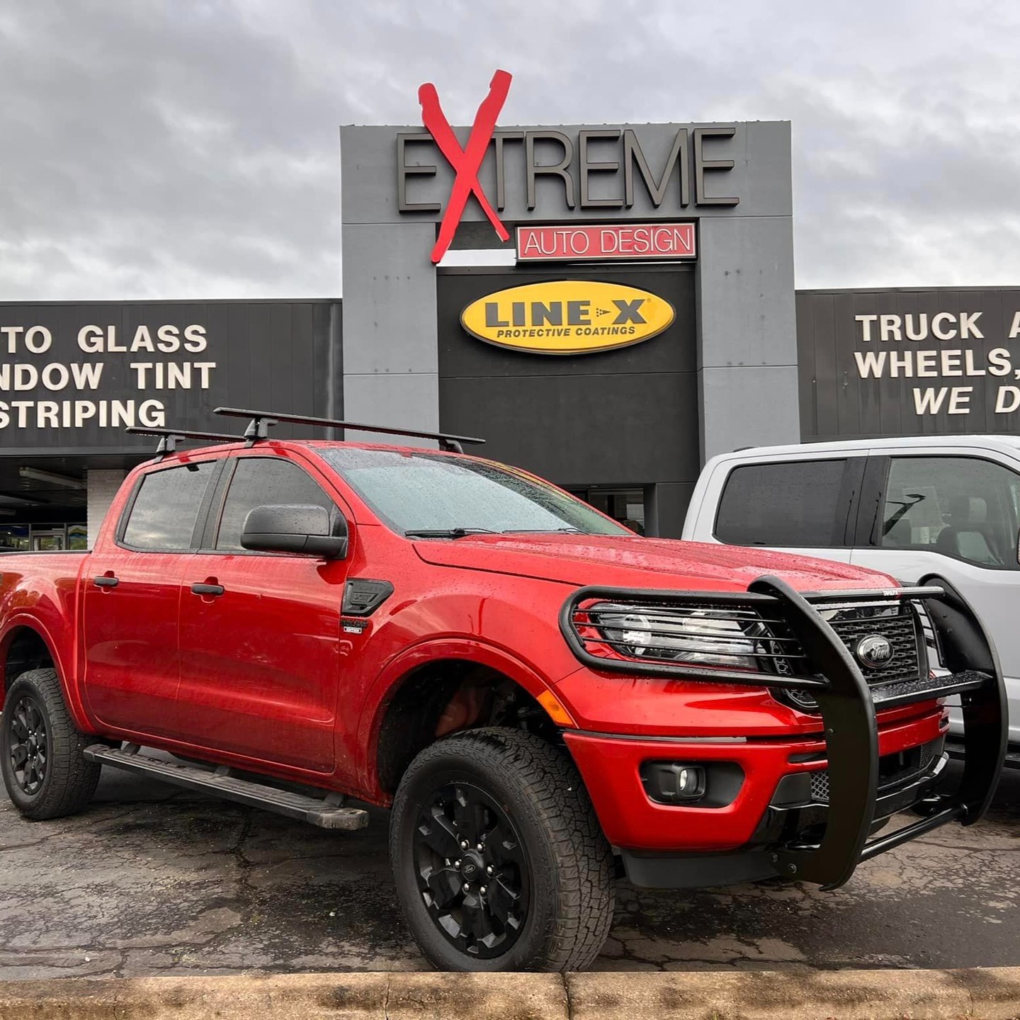 Ford Ranger with #TrailFX grille guard
ðŸ“·: @extreme_auto_design 
#muscleshoalsalabama #shoplocal #