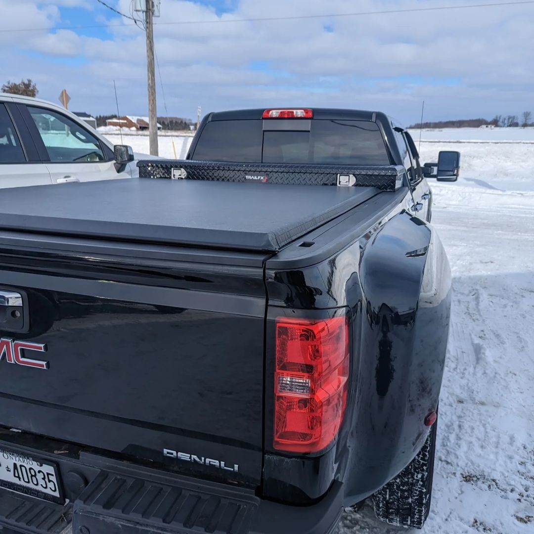 2018 GMC 3500 with #TrailFX black toolbox
ðŸ“·: @csautoaccessories 
#harriston #ontario #canada #sho