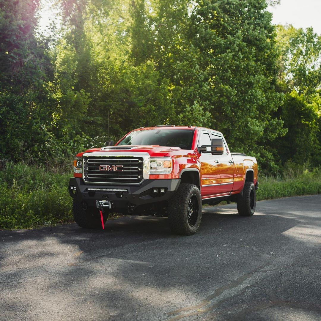ðŸ§¨ GMC Sierra 3500 HD with #TrailFX winch ðŸ§¨
ðŸ“·: @careffexoffsets 
#sewellnj #newjersey #shopl