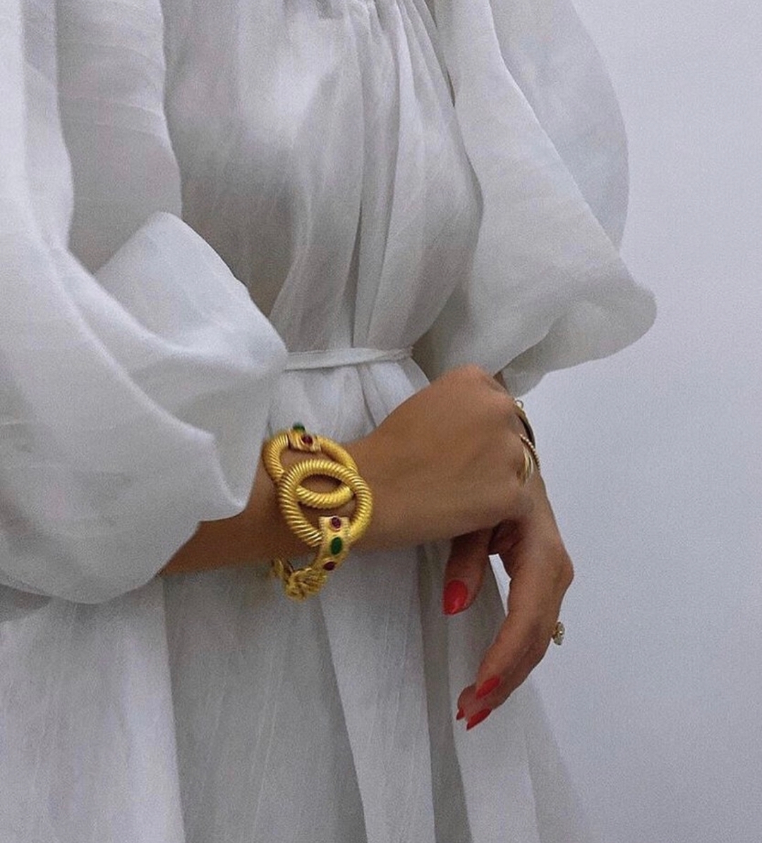 📣 Salma Bracelet Restocked: Embrace the 80s Style with our Vibrant and Juicy Gemstones! 💎✨ @bettin